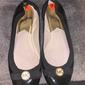 Michael Kors Flats
